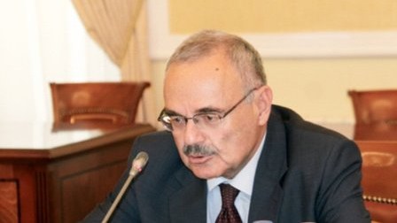  Azərbaycan və Rusiya baş nazirləri arasında telefon danışığı olub