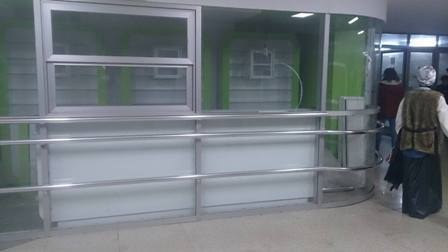 Metro keçidlərində aptek açılır - FOTO