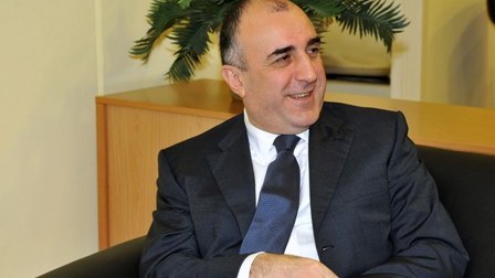 Elmar Məmmədyarov: “Qoşunlar təmas xəttindən geri çəkilməlidir”