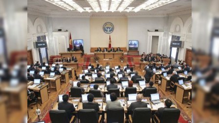 Qırğızıstanda yeni baş nazir seçiləcək
