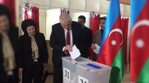 Müxalifət 90 saylı dairəyə kimləri göndərir?..
