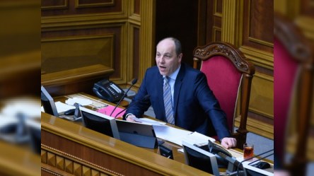 Ukrayna parlamentinə yeni sədr seçildi