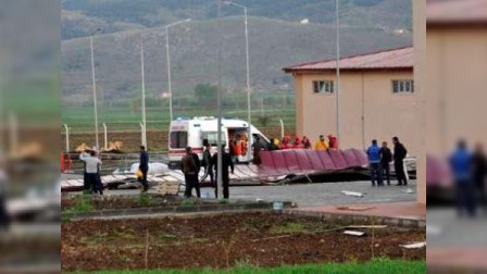 Türkiyədə həbsxananın damı uçub  - 81 yaralı 