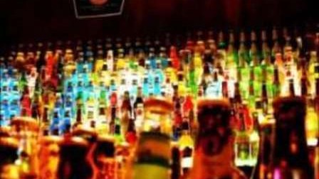 Diplomatdan qalmaqallı sifariş: 2000  litr pivə, 1100 litr çaxır, 520 litr spirt 