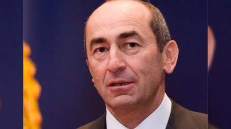 Köçəryan Ermənistanda inqilaba hazırlaşır - İDDİA