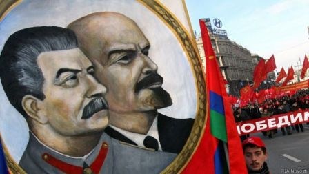 Rusların 56%-i SSRİ-nin dağılmasından təəssüflənir