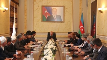 24 dini icmaya şəhadətnamə verildi