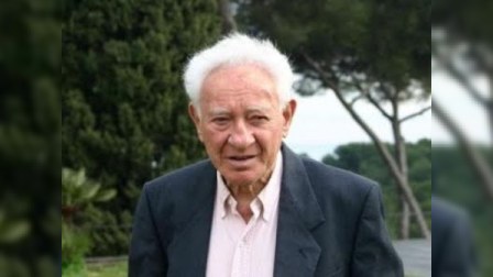   Yazıçı hovuzda boğulub