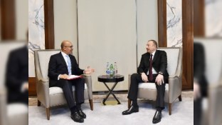 Prezident Fransanın dövlət katibi ilə cəbhədəki vəziyyəti müzakirə etdi