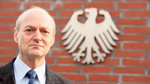 Almaniya kəşfiyyatının rəhbəri istefaya gedir