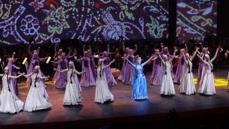  Qlobal Bakı Forumunun iştirakçıları üçün konsert verilib