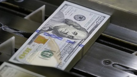 Neft Fondu Mərkəzi Banka 10 milyon dollar satdı