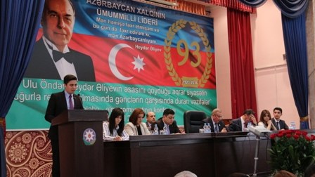 Eldar Quliyev: "Heydər Əliyev min illərlə tarixi olan düha idi" 