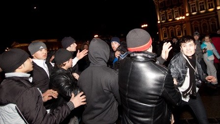 Peterburqda azərbaycanlılarla kalmıklar arasında kütləvi DAVA