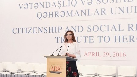 Mehriban Əliyeva “ADA” Universitetinin məzun buraxılışında - FOTOLAR