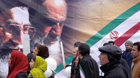 İrandakı seçkilərdə SENSASİYA - İslahatçılar mühafizəkarları məğlub etdi
