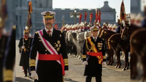 Kral İspaniya parlamentini buraxdı