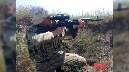 Azərbaycan zabiti: “Hərbi texnikamızı düşmənin arxasına keçirdik”