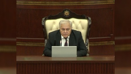 "Banklar haqqında" qanun DƏYİŞDİ, spiker “dollarla kredit məsələsi bağlanıb” dedi