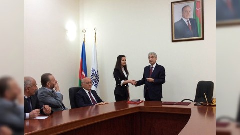YAP-ın 700 mininci üzvü - FOTO
