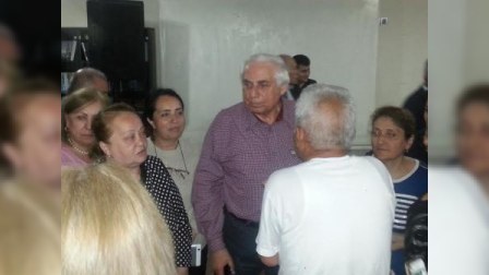 Deputat Qarabağ əlillərinin şikayətlərini dinlədi