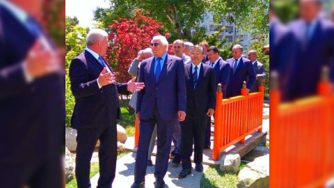 Azərbaycanlı deputat yaponiyalı iş adamı ilə nədən danışdı? - FOTO