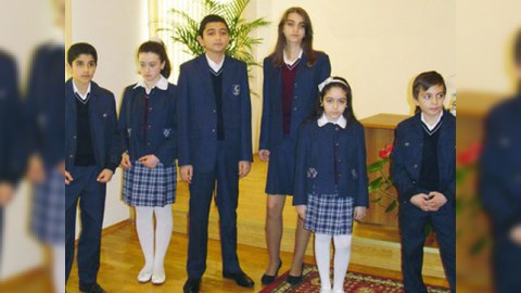 Məktəbli formaları BAHALAŞIR 