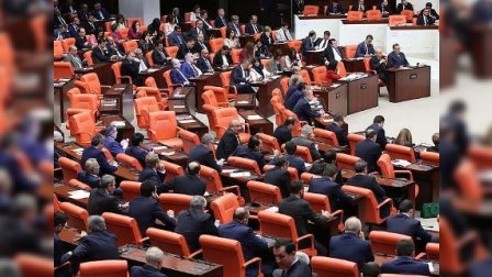 Türkiyədə deputat toxunulmazlığı ləğv edildi