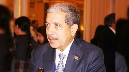Sabiq rektor işlədiyi universitetlə məhkəmə çəkişməsində...