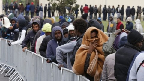 Almaniya daha 500 min qa&ccedil;qın qəbul edəcək