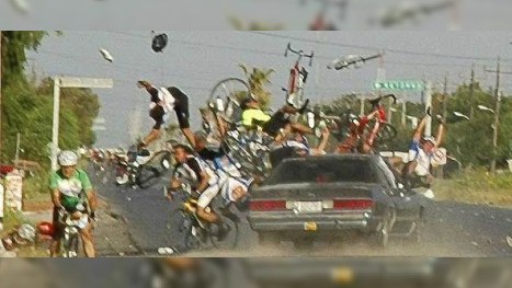 Yol qəzasında 5 velosipedçi öldü, 4-ü yaralandı