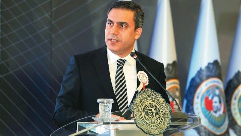Çevriliş cəhdi “sirr küpü”nün başında ÇATLAYIR