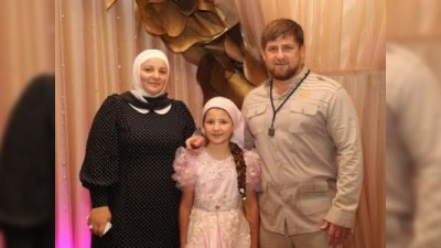 Ramazan Kadırovun arvadı ali təhsilli oldu