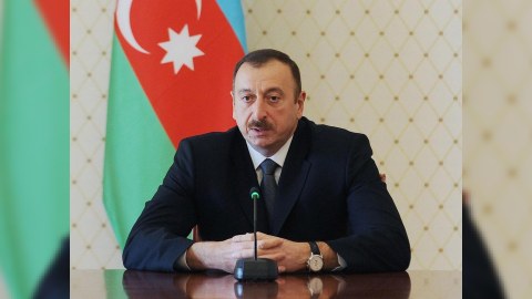 İlham Əliyev Angela Merkelə başsağlığı verdi