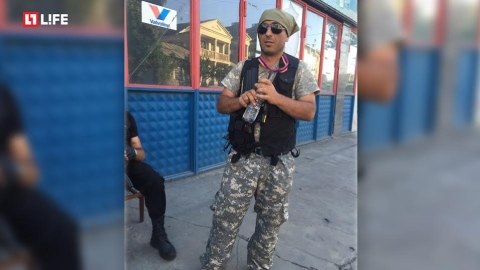 Yerevanda polisləri girovluqdan azad edənlər&nbsp; təslim olmayacaq