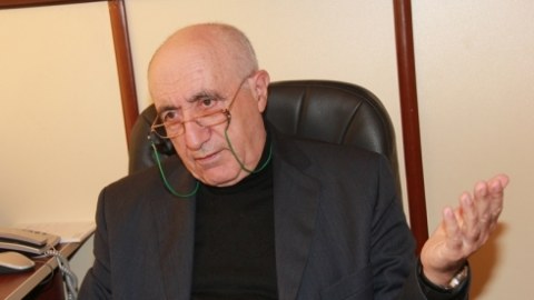 “Abituriyent əzbərçiliklə yüksək bal toplaya bilir”