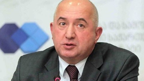 G&uuml;rc&uuml;standa daha bir nazir istefa verib