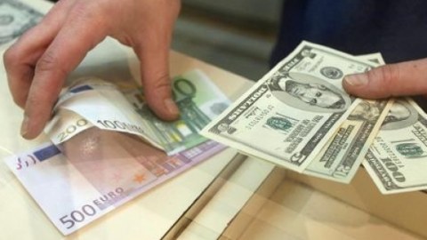 Bağlanan 4 bankın əmanətçilərinin NƏZƏRİNƏ