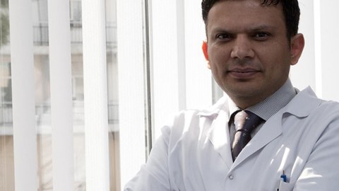 B&ouml;yrək k&ouml;&ccedil;&uuml;r&uuml;ləndən sonra&nbsp;&ouml;lən xəstənin həkimi DANIŞDI