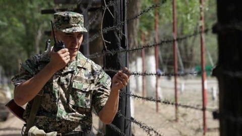 T&uuml;rkmənistan Qazaxıstanla sərhəddi bağladı  