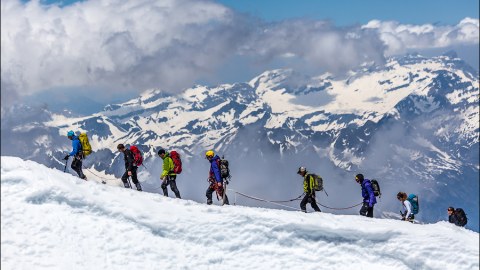 G&uuml;rc&uuml;standa 4 əcnəbi alpinist həlak oldu