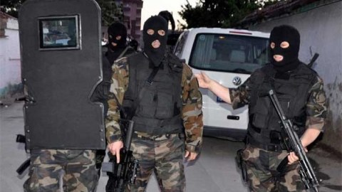İstanbulda xüsusi əməliyyat: 120 nəfər həbs olundu