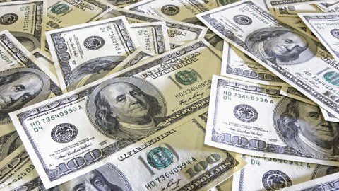 27 banka 50 milyon dollar satılıb