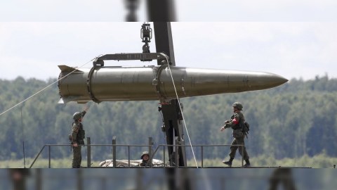 ABŞ Türkiyədəki 20 nüvə başlığını Rumıniyaya köçürdü