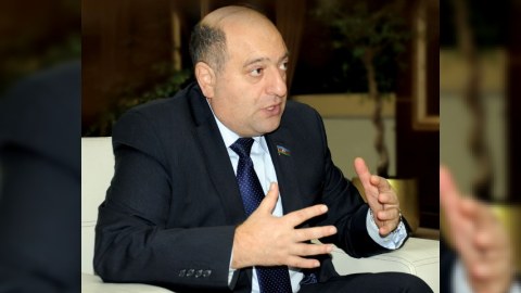 Nazirlər Kabinetinin buraxılmasını söyləmək o qədər də asan deyil...