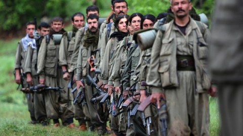 T&uuml;rkiyədə PKK-&ccedil;ılar 2 fəhləni &ouml;ld&uuml;rd&uuml;