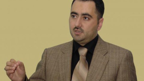 D&ouml;vlətə xəyanətdə ittiham olunan ilahiyyat&ccedil;ının məhkəməsi davam edir