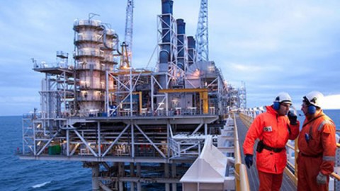 BP &ldquo;Dərinsulu G&uuml;nəşli&rdquo; yatağında hasilatı dayandırır
