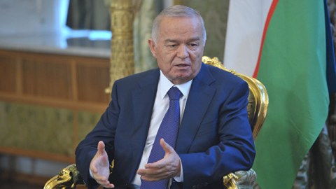 &Ouml;zbəkistan İslam Kərimovla vidalaşır