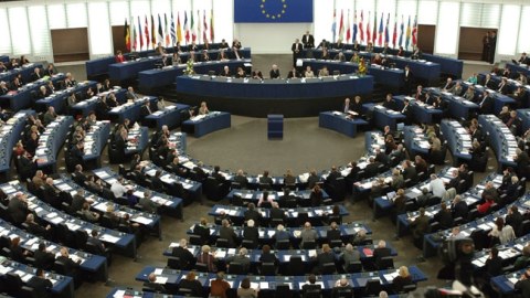 Avroparlament G&uuml;rc&uuml;stanla viza rejiminin ləğvinə razılaşdı